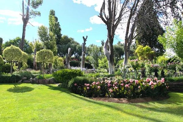 Comment décorer votre jardin pour lui apporter charme, caractère et raffinement